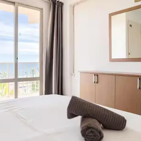 3-fuengirola Views - Turivida A *